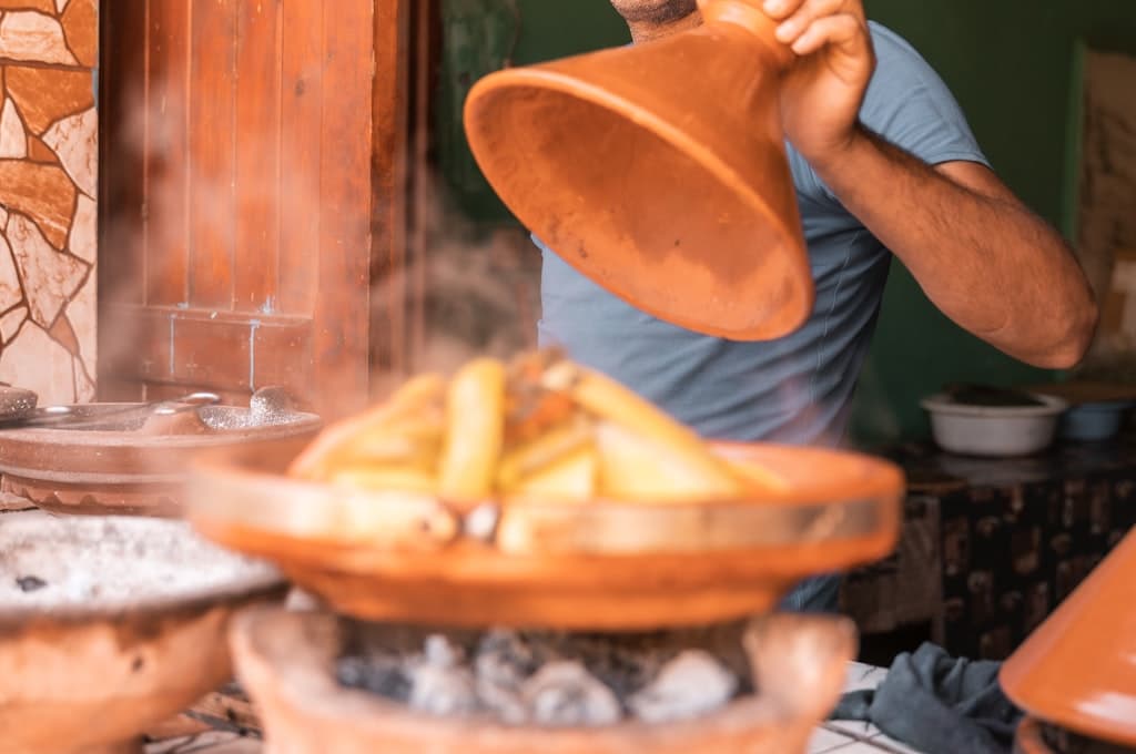 Côte de Veau Halal Dorée aux Herbes de Printemps et Légumes Colorés